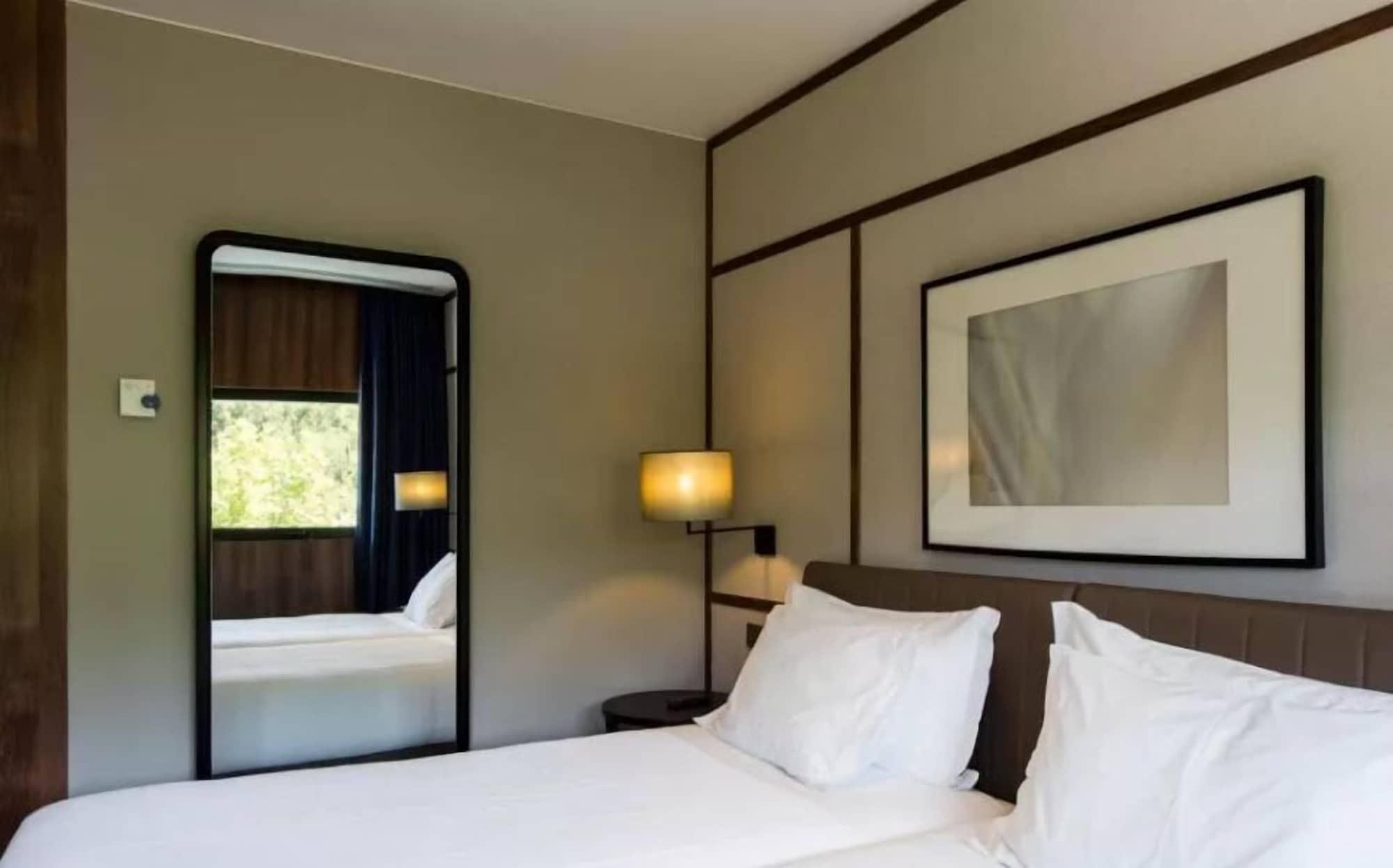 Hotel De Guimaraes Business & Spa ภายนอก รูปภาพ