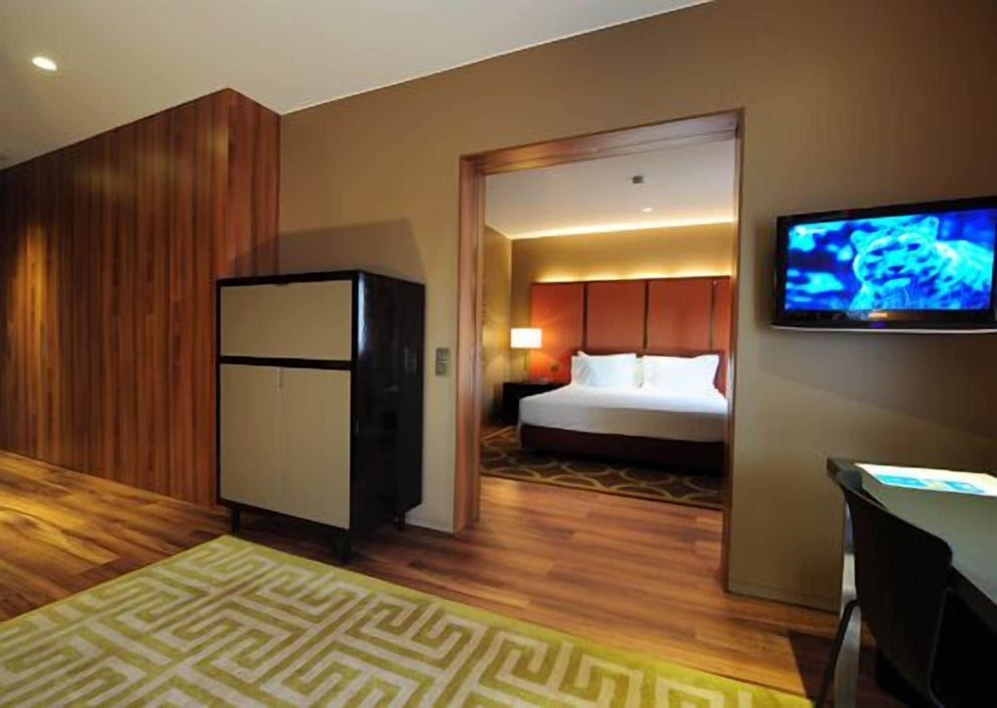 Hotel De Guimaraes Business & Spa ภายนอก รูปภาพ