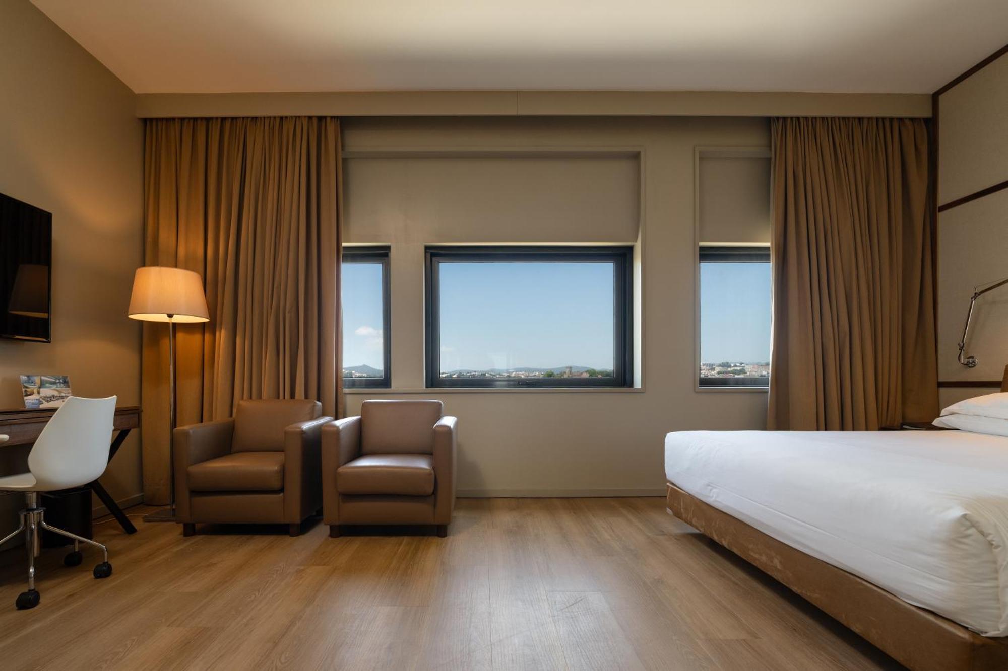 Hotel De Guimaraes Business & Spa ภายนอก รูปภาพ