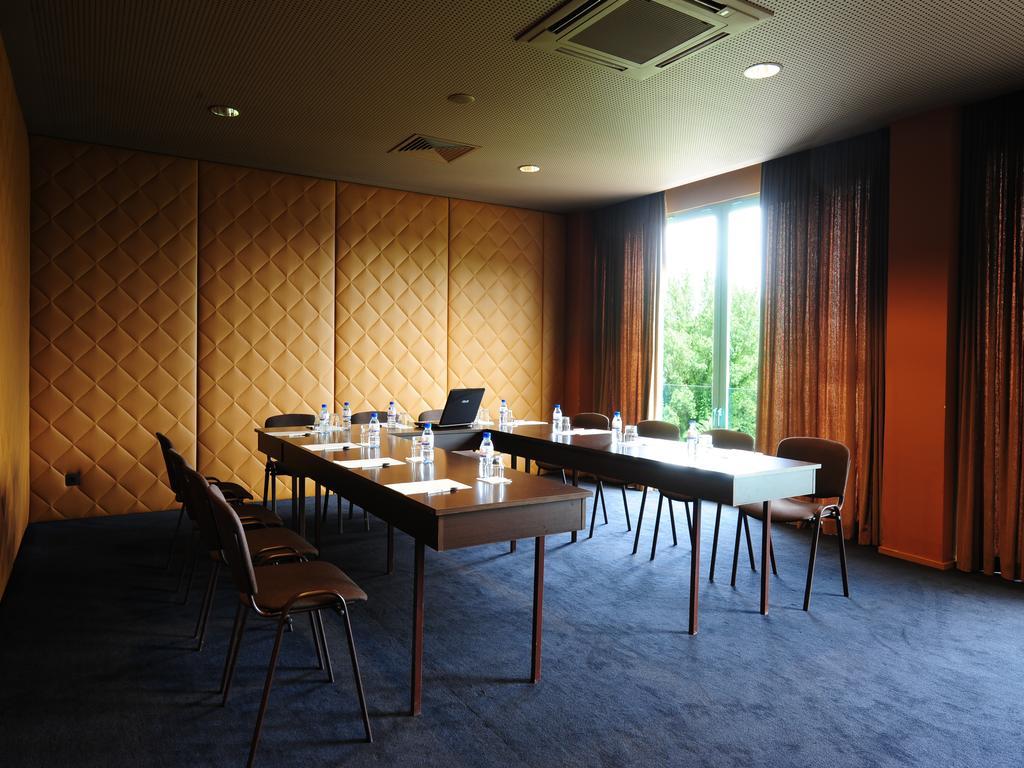 Hotel De Guimaraes Business & Spa ภายนอก รูปภาพ
