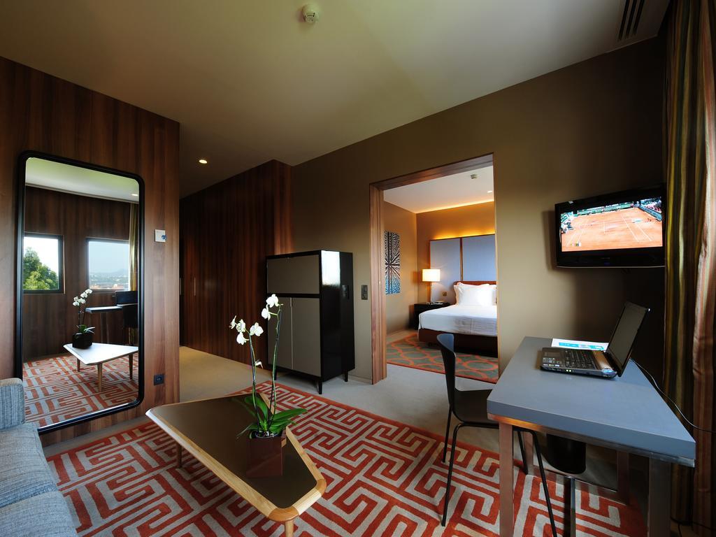 Hotel De Guimaraes Business & Spa ภายนอก รูปภาพ