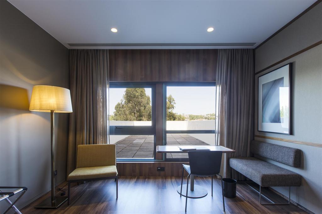 Hotel De Guimaraes Business & Spa ภายนอก รูปภาพ